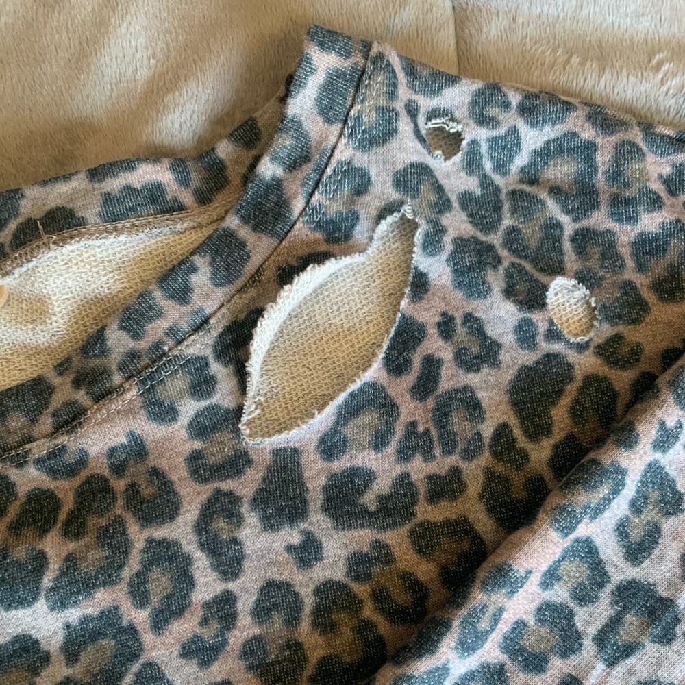 Leopard top - Picture 4 of 5